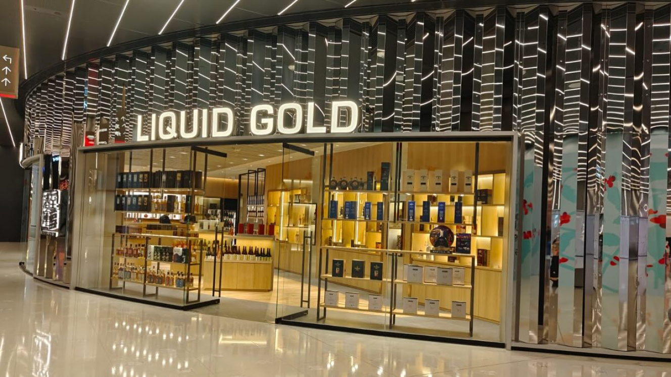 LIQUID GOLD Studio City 閃耀登場